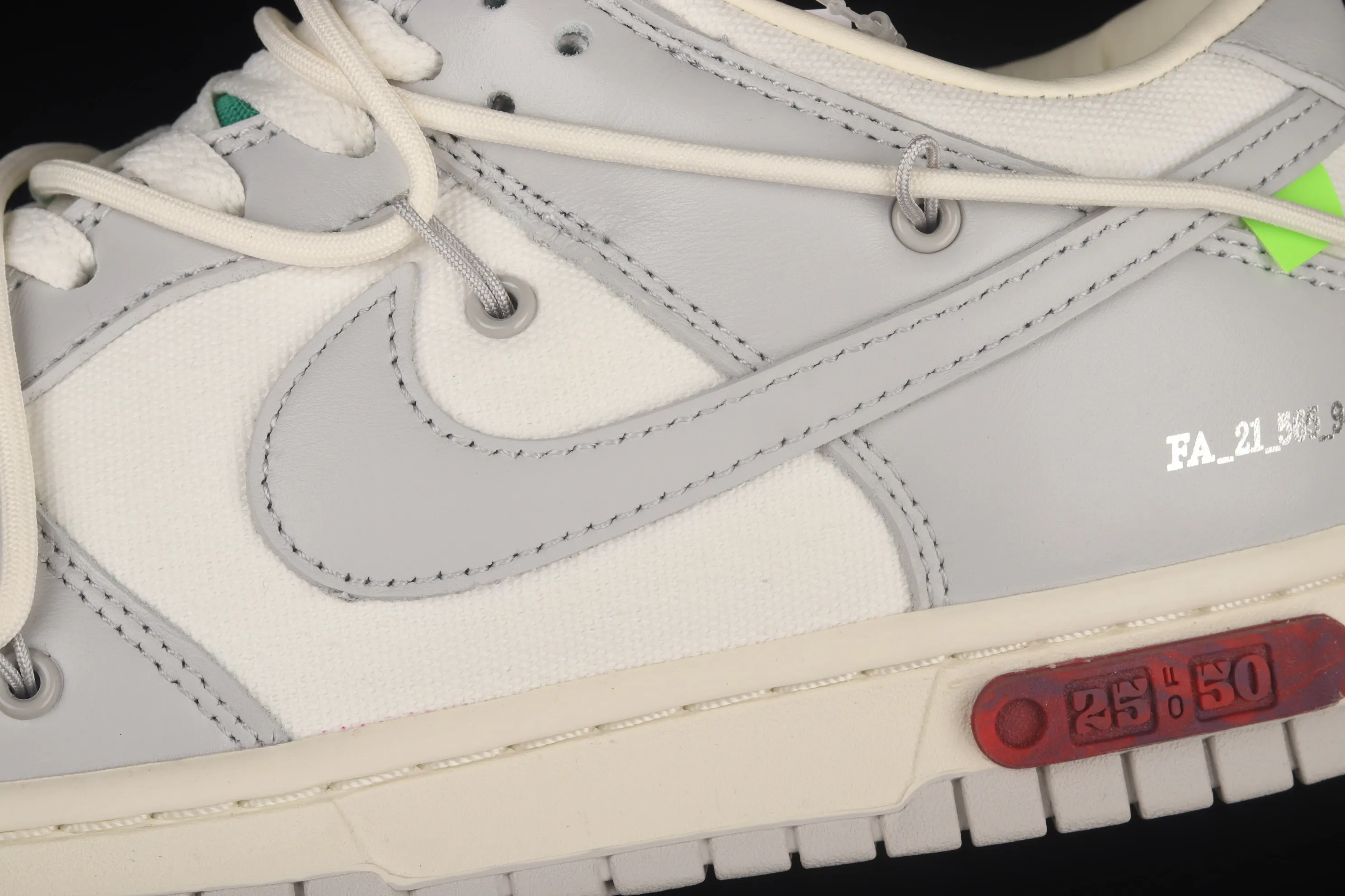 All Categories Nk SB Dunk Series Nk SB Dunk Low Low-top sneakers Pure original version OF x Nk Dunk Low OW Gray SB smashed backboard fashion casual sneakers DM1602-121